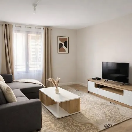 Unique Au Pied De La Cathédrale *