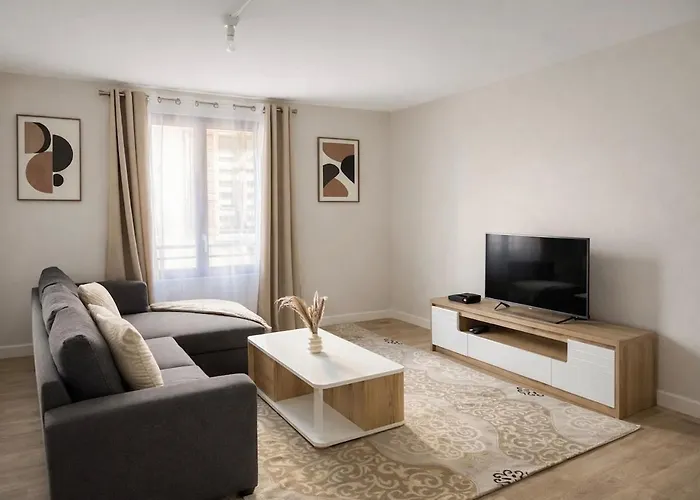 Unique Au Pied De La Cathédrale *